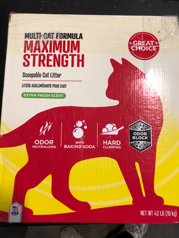 Photo 2 of Great Choice® Maximum Strength Clumping Multi-Cat Clay Cat Litter - Scented