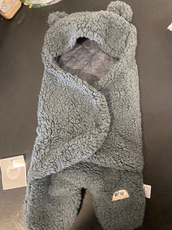 Photo 3 of BlueSnail Newborn Receiving Blanket Baby Sleeping Wrap Swaddle(Light Gray)