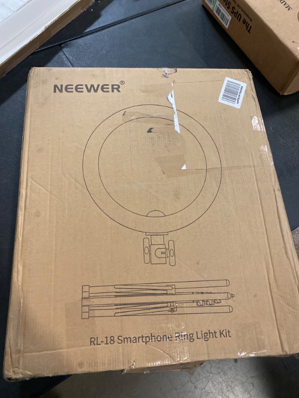 Photo 3 of NEEWER Ring Light RP19H 19 inch with Stand and 3 Phone Holders, Upgraded 2.4G and Touch Control, Smooth Dimming at 1%, 42W CRI 97+ 2540lux, Professional for Streaming Home Office Zoom Call Lighting
