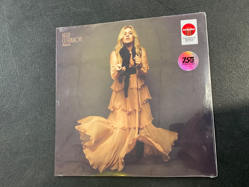 Photo 2 of Kelly Clarkson - chemistry (Target Exclusive, Vinyl) (Opaque Orchid)