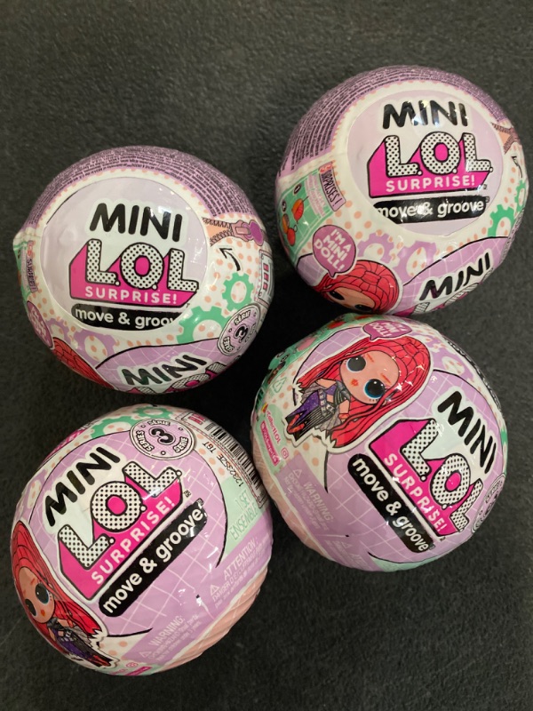Photo 1 of L.O.L. Surprise! Mini Move & Groove Fashion Doll (4 pack)