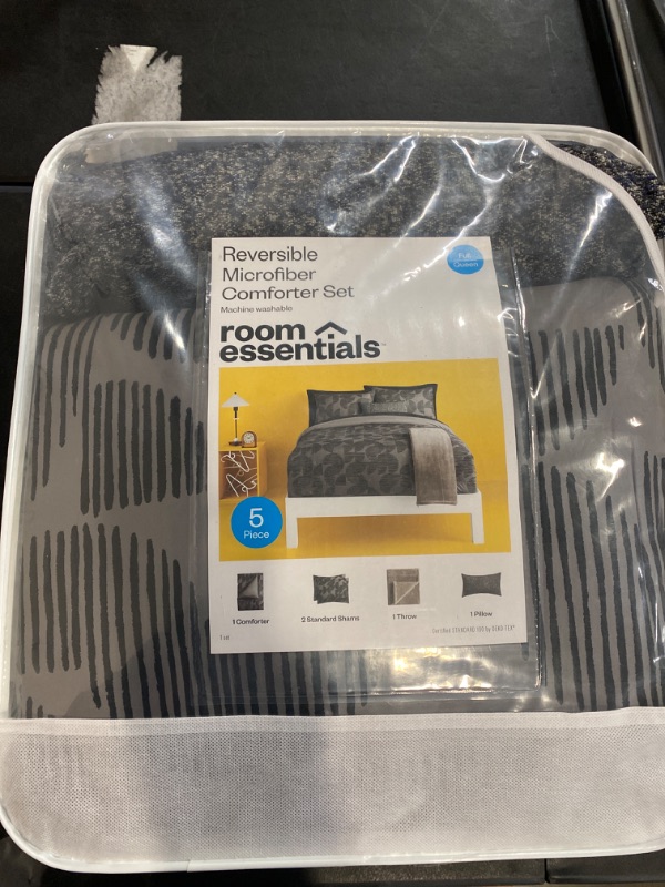 Photo 2 of 5pc Full/Queen Geo Reversible Decorative Comforter Set with Throw Black/Gray - Room Essentials&#8482;