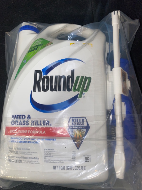 Photo 3 of Roundup Weed & Grass Killer with Sure Shot Wand, Use in and Around Flower Beds, Trees, and Driveways, 1 gal.