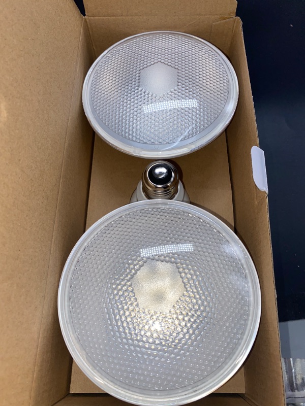 Photo 2 of LED 90W PAR38 3pk Daylight Light Bulbs - up & up