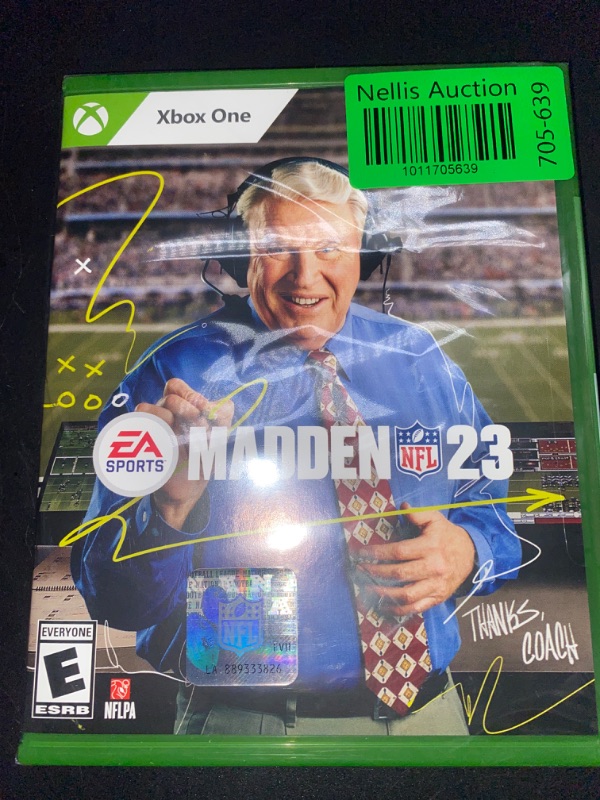 Photo 2 of Electronic Arts Madden NFL 23 - XBox One