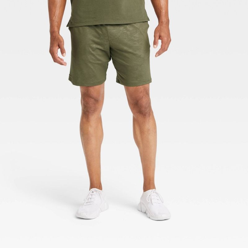 Photo 1 of Large Men's Camo Training Shorts 8.5 - All in Motion Olive Green