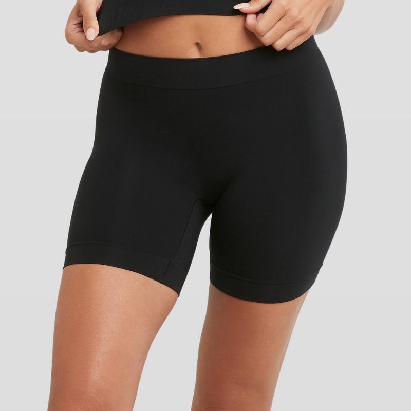 Photo 1 of 3XL Maidenform M Women's Seamless Smoothing Shorts MST003 - Black