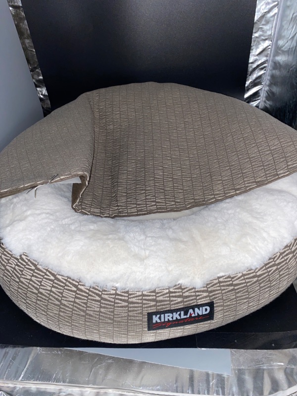 Photo 2 of Kirkland Signature Dog Bed Light Gray 22" Round Hooded Cat Pet Cozy