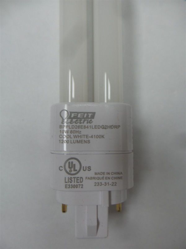 Photo 2 of Feit LED Linears PL GX24Q-3 4-Pin LED Bulb Cool White 26 Watt Equivalence 1 Pk OPEN PACKAGE***