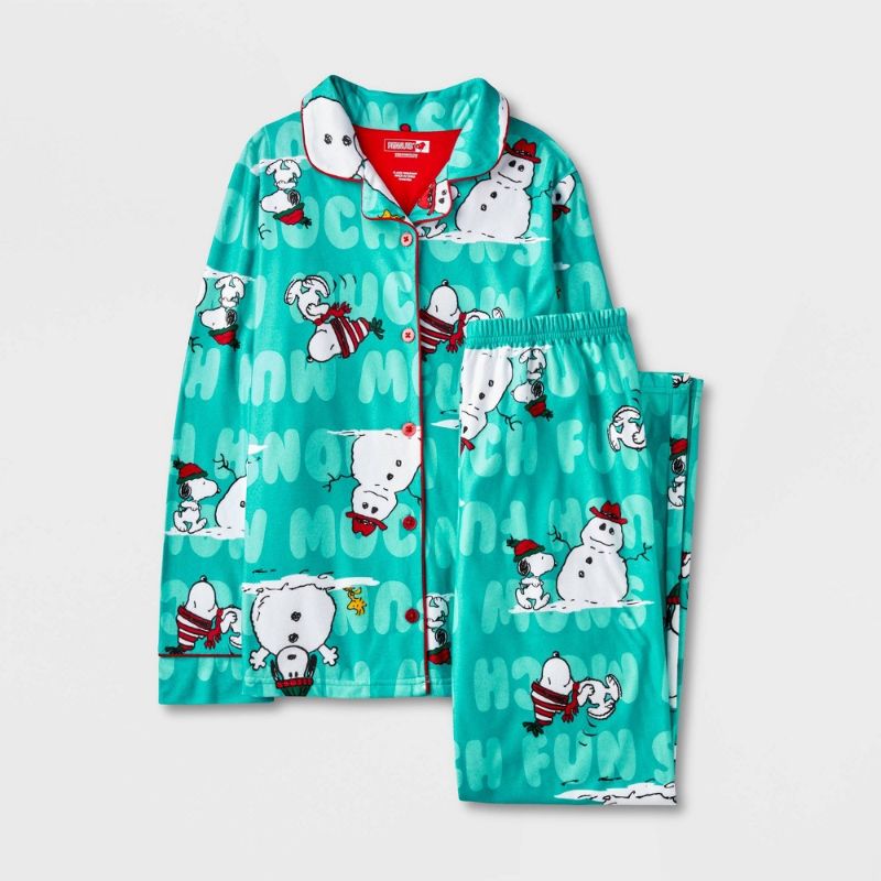 Photo 1 of XS(4-5) Girls' Peanuts 'Snow Much Fun' Coat Pajama Set - Green 