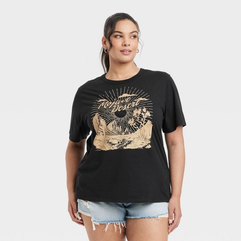 Photo 1 of 3XL Women's Mojave Desert Short Sleeve Graphic T-Shirt - Black 