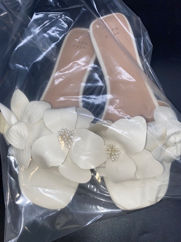 Photo 2 of SIZE 8.5 Women's Alyssa Floral Slide Sandals - A New Day White 8.5