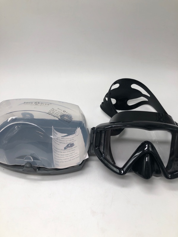 Photo 2 of Diving mask Anti-Fog Swimming Snorkel mask Suitable for Adults Scuba Dive Swim Snorkeling Goggles Masks