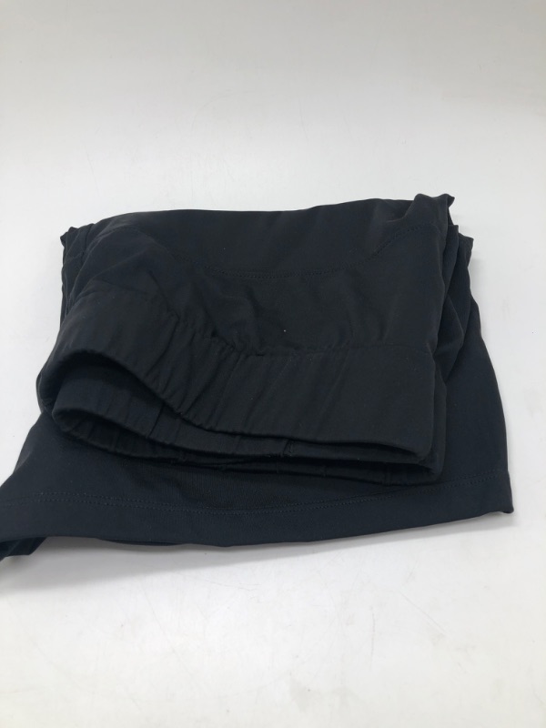 Photo 1 of Medium Willit Women's Shorts Hiking Athletic Shorts Yoga Lounge Active Workout Running Shorts Comfy Casual with Pockets 2.5"
