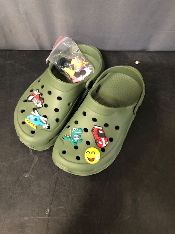 Photo 2 of Size 5 - Toddler Kids Clogs for Boys Girls Comfortable Slip on Sandals Beach Pool Slipper