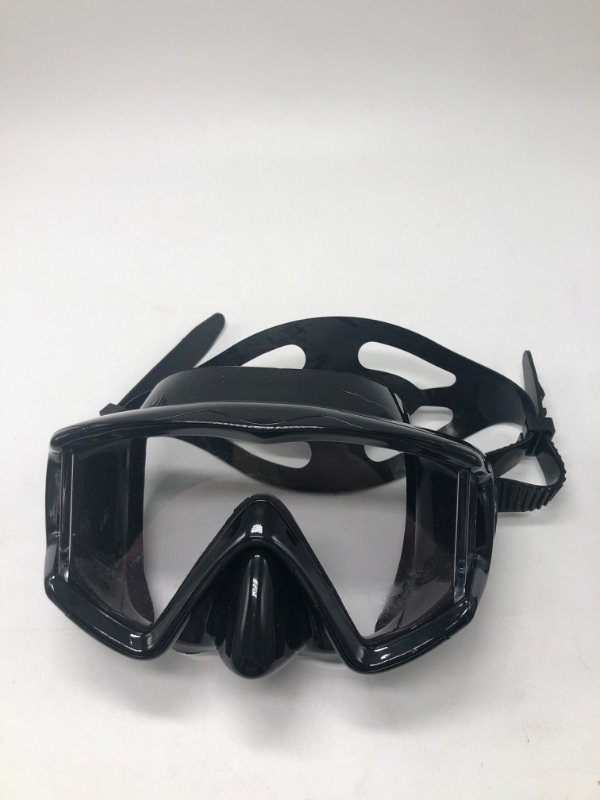 Photo 2 of (BLACK) Diving mask Anti-Fog Swimming Snorkel mask Suitable for Adults Scuba Dive Swim Snorkeling Goggles Masks