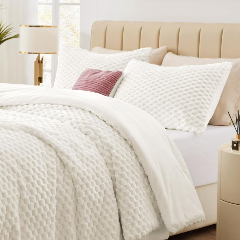 Photo 1 of Fluffy Queen Comforter Set - Luxury Faux Fur Brushed Plaid Pattern Bedding Comforter Set