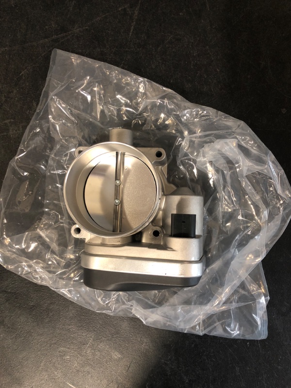 Photo 2 of  Throttle Body Assembly 53032801AC for Aspen Durango Ram 1500 2500 3500 Pickup 5.7L Engine OE 68060353AA 5174079AA Automotive Replacement Fuel Throttle Bodies