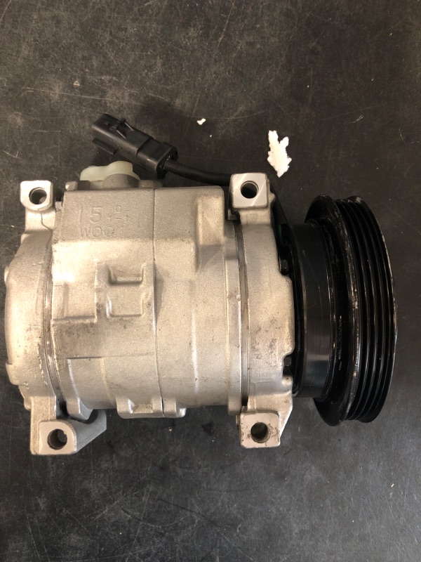 Photo 2 of AC Conditioner Compressor with Clutch For Chrysler Pt Cruiser 2001-2009 2.4L CO 27001C A/C Air Conditioner Compressor Clutch Auto Parts Durable & Be Directly Replaced