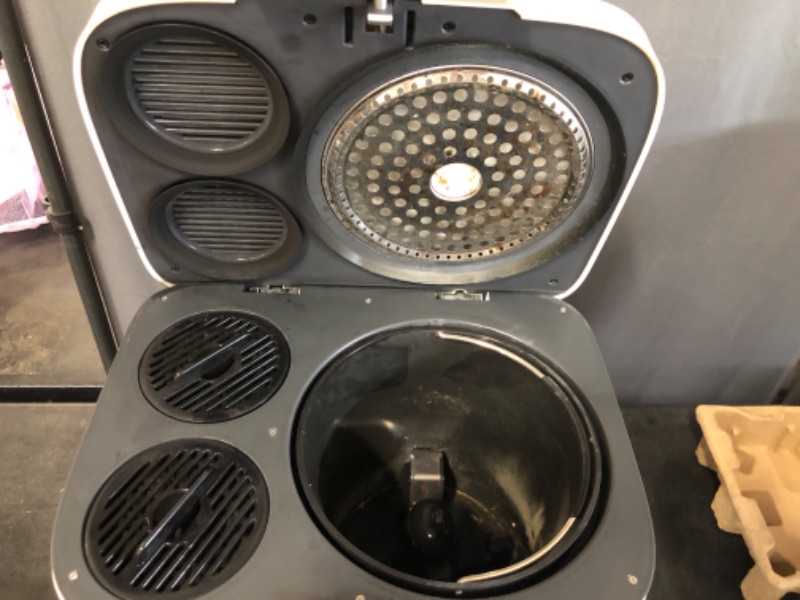 Photo 1 of 4L Electric Composter for Kitchen, Smart Compost Bin Outdoor/Indoor, Odorless/Auto-Cleaning/ 3 Modes/Intelligent LED Display