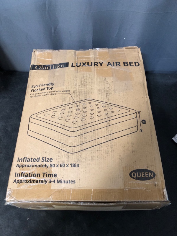 Photo 3 of Air Mattress 18", Queen Air Mattress with Built in Pump