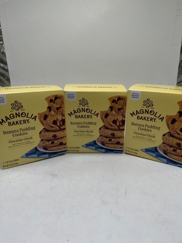 Photo 2 of Magnolia Bakery Chocolate Chunk Banana Pudding Cookies, 2 Ounce (Pack of 12), Soft-Baked, Chocolate Chunks, Vanilla Wafers, Banana Pudding, Individually Wrapped
