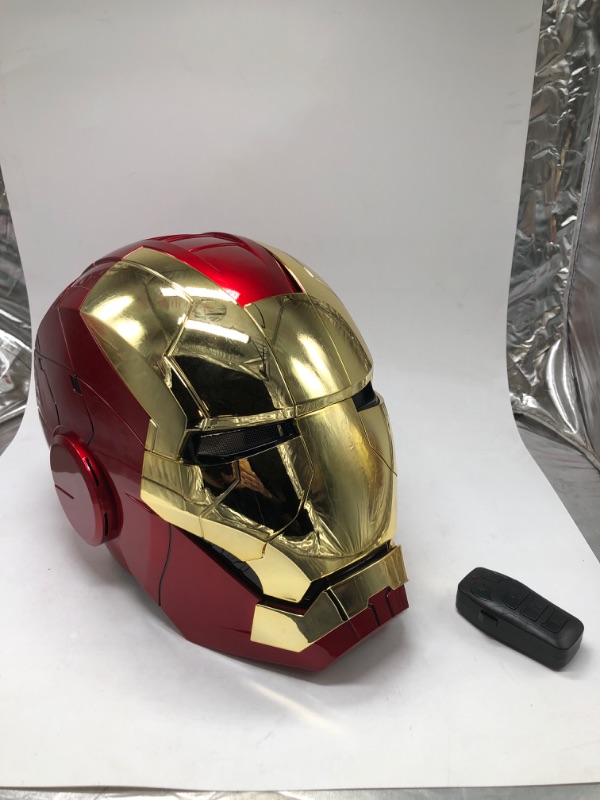 Photo 2 of AUTOKING MK5 Iron Man 1:1 Helmet Wearable Voice-control Golden Mask Cosplay
