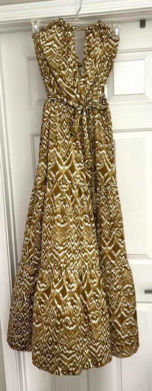 Photo 1 of NEW WOMENS GOLD AND IVORY LONG HALTER DRESS, SIZE M
