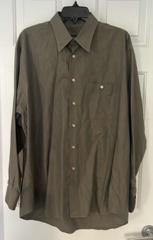 Photo 1 of MENS CLOTHING- IKE BEHAR NEW YORK 100% COTTON COLLARED BUTTON DOWN SHIRT SIZE LARGE