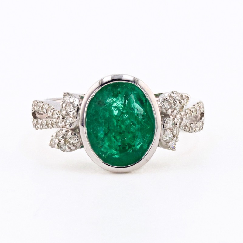 Photo 1 of 3.12ct Emerald and 0.38ctw Diamond 18K White Gold Ring W. MSRP Appraisal (Approx. Size 6-7)  RN033409