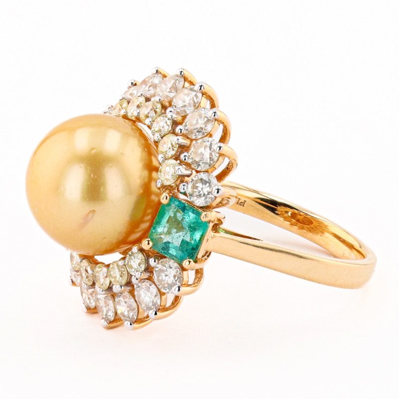 Photo 1 of 11m GOLDEN South Sea Pearl, 0.80ctw Emerald and 1.83ctw Diamond 18K Yellow Gold Ring W. MSRP APPRAISAL (APPROX SIZE 6-7)  RN033480