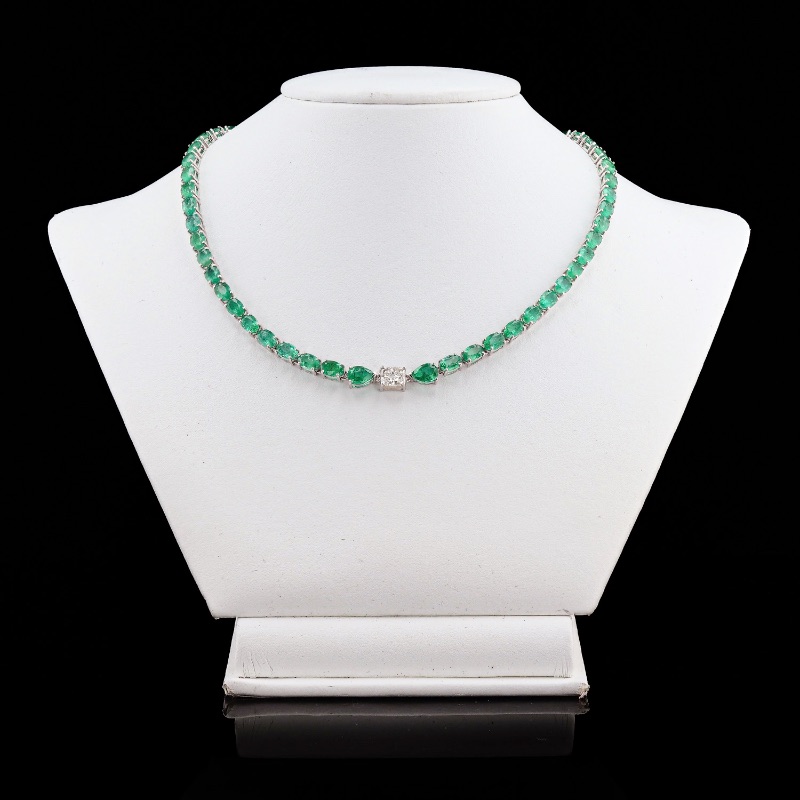 Photo 1 of 1.00ct SI1 CLARITY Diamond and 30.18ctw Emerald 18K White Gold Necklace (GIA CERTIFIED) W. MSRP Appraisal. NK014974