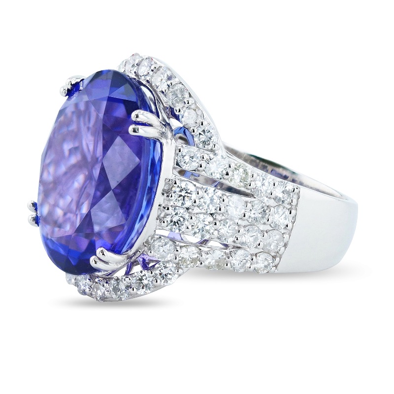 Photo 1 of 18.60ct Tanzanite and 2.38ctw Diamond Platinum Ring (GIA CERTIFIED) W. MSRP Appraisal (Approx. Size 6-7)   RN035312