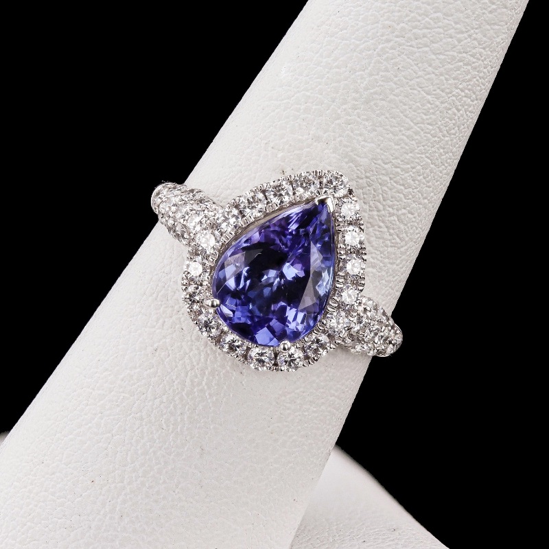 Photo 1 of 2.66ct Tanzanite and 0.71ctw Diamond 14K White Gold Ring W MSRP APPRAISAL (APPROX SIZE 6-7)  RN030288