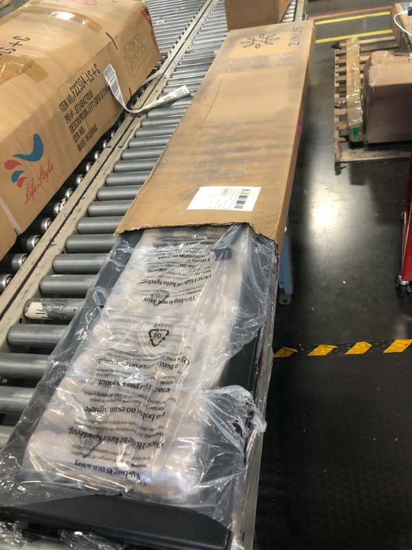 Photo 1 of ***MISSING HARDWARE AND OTHER PIECES, FOR PARTS NO RETURNS***
ZINUS Abel Metal Platform Bed Frame / Mattress Foundation with Steel Slat Support / No Box Spring Needed / Easy Assembly, King, Black King Platform Bed
