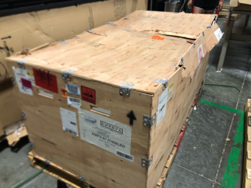 Photo 6 of ****ABOUT 6 x 3 x 3 FT PALLET, WILL REQUIRE PICKUP TRUCK OR MORE TO LOAD OUT**** Empava 67 in. Whirlpool Rectangular Bathtub - EMPV-67JT408LED