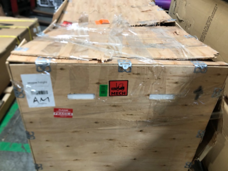 Photo 8 of ****ABOUT 6 x 3 x 3 FT PALLET, WILL REQUIRE PICKUP TRUCK OR MORE TO LOAD OUT**** Empava 67 in. Whirlpool Rectangular Bathtub - EMPV-67JT408LED