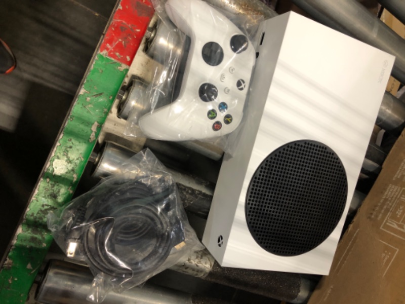 Photo 2 of 2021 Microsoft Xbox Series S 512GB Game All-Digital Console, One Xbox Wireless Controller, 1440p Gaming Resolution, 4K Streaming, 3D Sound, WiFi, White (Renewed)