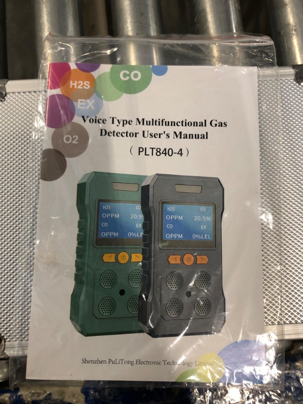 Photo 5 of 4 Gas Monitor Rechargeable Portable Gas Detector H2S O2 CO and LEL Multi Gas Monitor Professional Gas Sniffer with LCD Display Sound Light Vibration Alarm Mode.