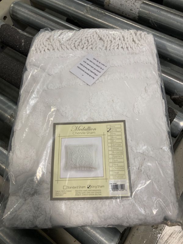 Photo 1 of *ONLY ONE* Beatrice Home Fashions Medallion Chenille, King Sham, White 20" x 36" 20" x 36" White