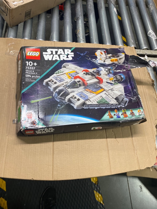 Photo 2 of LEGO Star Wars: Ahsoka Ghost & Phantom II, Star Wars Playset Inspired by The Ahsoka Series, Featuring 2 Buildable Starships and 5 Star Wars Figures Including Jacen Syndulla and Chopper, 75357 Multicolor