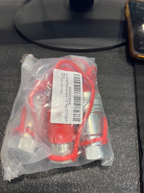 Photo 1 of 1/2" Ag ISO 5675 Hydraulic Quick Connect Tractor Couplers