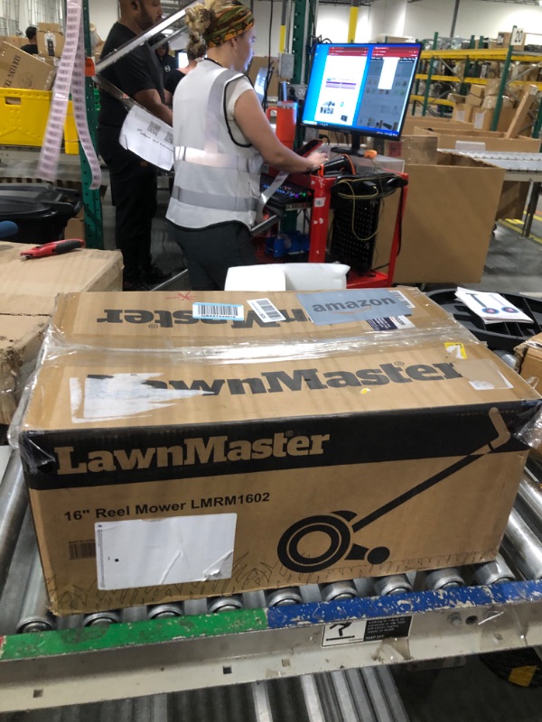 Photo 2 of ** parts only** LawnMaster LMRM1602 Push Reel Lawn Mower 16-Inch 5-Blade