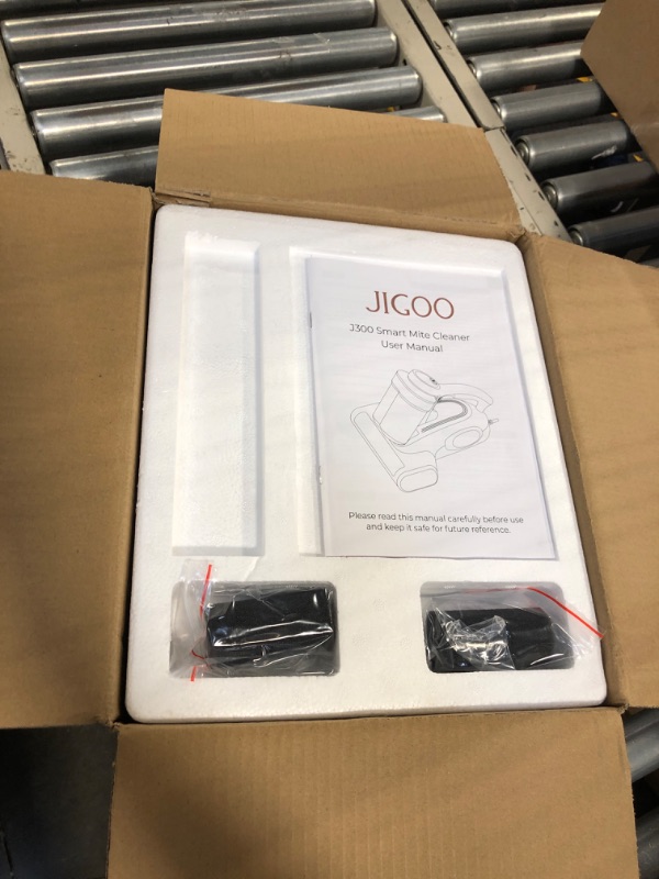 Photo 1 of ***USED** Mattress Vacuum Cleaner with Dust Sensor, Anti-allergen Bed Vacuum Cleaner with UV & Ultrasonic and High Heating, 13Kpa Suction 500W Powerful Double-Cup Handheld Vacuums (J300,Corded) J300-120V-Corded