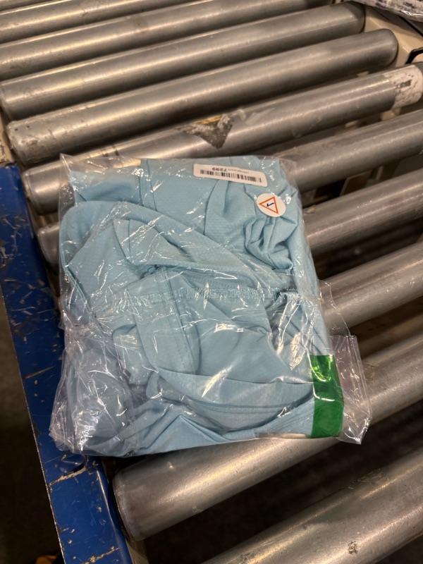 Photo 1 of MAGCOMSEN Women's UPF 50+ Lightweight Athletic Jacket Sun Protection Full Zip Long Sleeve Shirts Hiking Outdoor Pockets Large Light Blue