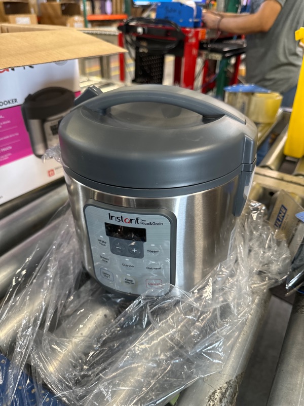 Photo 3 of ***USED***Instant Pot Zest 8 Cup One Touch Rice Cooker, From the Makers of Instant Pot, Steamer, Cooks Rice, Grains, Quinoa and Oatmeal, 8-cup cooked/4-cup uncooked, No Pressure Cooking Functionality 8 Cup Zest