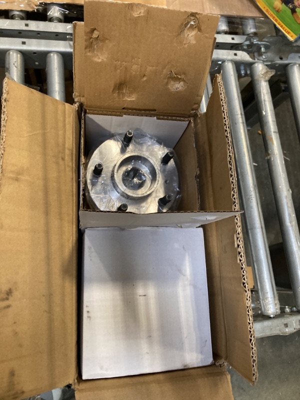 Photo 1 of ***SELLING AS PARTS NO RETURNS**** *** NOT FUNCTIONAL****

 513121 Pair Front Wheel Hub and Bearing Assembly for Impala, Regal, DeVille, Grand Prix, LaCrosse, LeSabre, Century, Rendezvous, DTS, Intrigue 5 Lug w/ABS, Set of 2 2 PCS