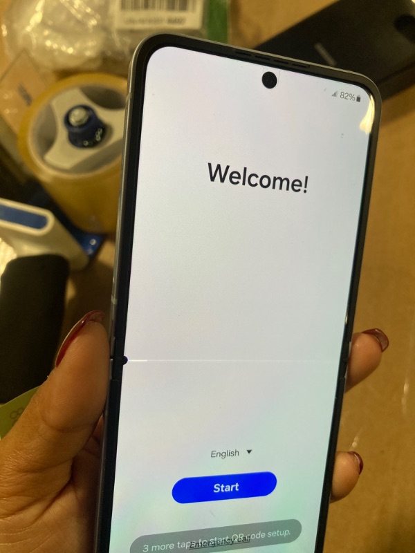 Photo 5 of ***DAMAGED, UPPER TOUCH SCREEN DOESN'T WORK***
SAMSUNG Galaxy Z Flip 6 AI Cell Phone, 512GB Unlocked Android Smartphone, FlexCam, Photo Assist, Camcorder Mode, Live Interpreter, Foldable Design, 2024, US 1 Yr Manufacturer Warranty, Blue