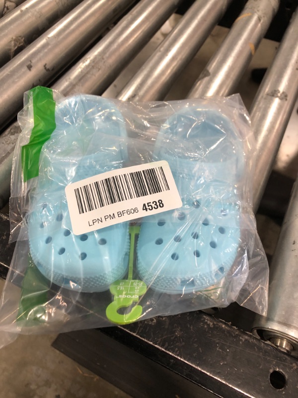 Photo 1 of Crocs Unisex-child Kids' Classic Clogs 9 Toddler Arctic