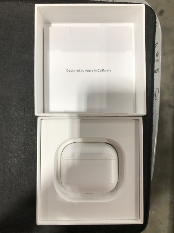 Photo 4 of AirPods (3rd Generation) with Lightning Charging Case
